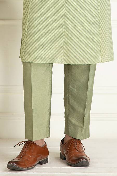 Priyanka Jain_Green , Satin, Silk Jacquard Stripe Pattern Kurta Set _Online_at_Aza_Fashions